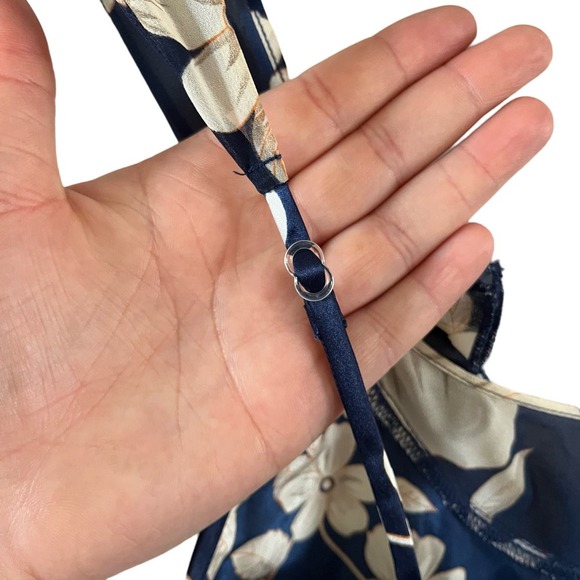 LA Intimates Vintage Floral Bow Detail Satiny Slip Women's Size S - Picture 6 of 9